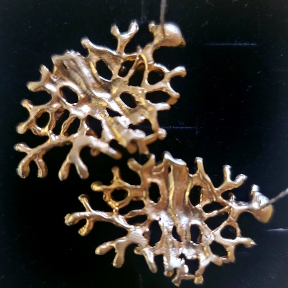 Stunning Coral Reef Free-Form Handmade Statement Earrings Designer Aida Bergsen - Picture 4 of 4